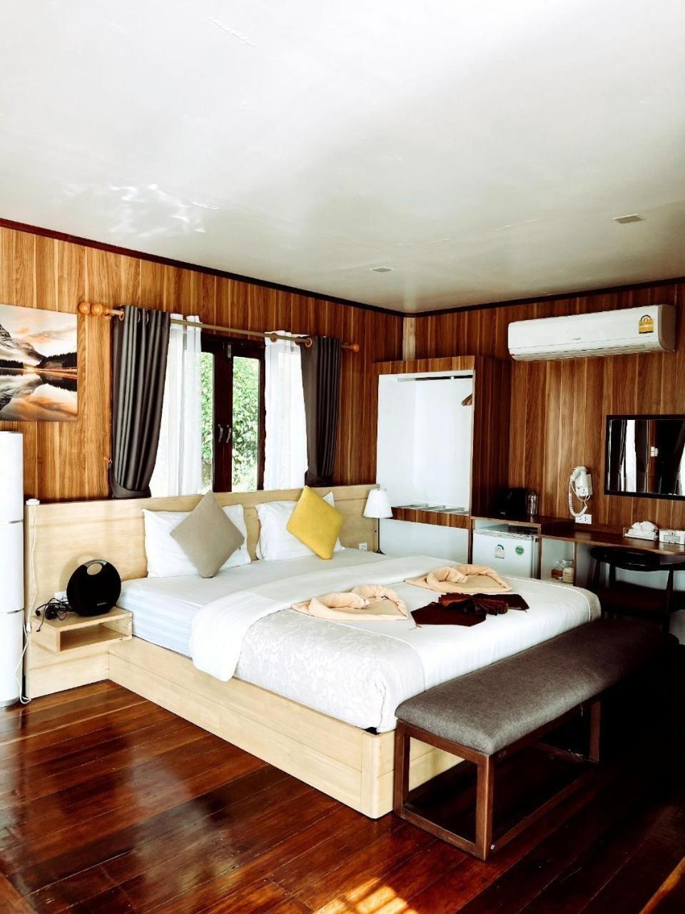 A-Na-Lay Resort Koh Kood Ko Kut Bagian luar foto